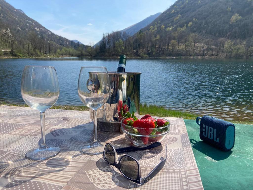 L'Angolino Di Magda: On The Lake-Private Beach! Ghirla Dış mekan fotoğraf